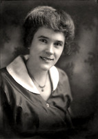 ca 1910 Aunt Lucille Thornburgh R