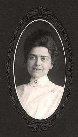 ca 1907 Aunt Martha Bower R