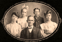 ca 1904 L to R Aunt Tottie, Aunt Lucille, Uncle Ralph, Mimo (Eunice) and Father, John Thornburgh RR